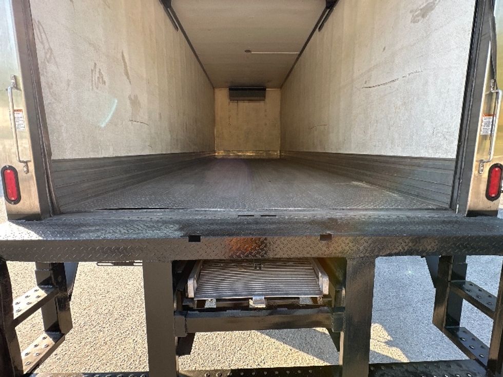 Refrigerated Truck-Light and Medium Duty Trucks-Freightliner-2020-M211264S-Forest Park-GA-494,395\n\t\tmiles-$ 92,500 - Image 10