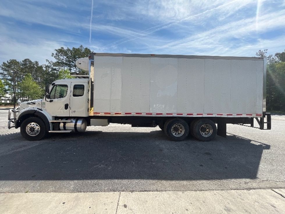 Refrigerated Truck-Light and Medium Duty Trucks-Freightliner-2020-M211264S-Forest Park-GA-520,537\n\t\tmiles-$ 88,500 - Image 4