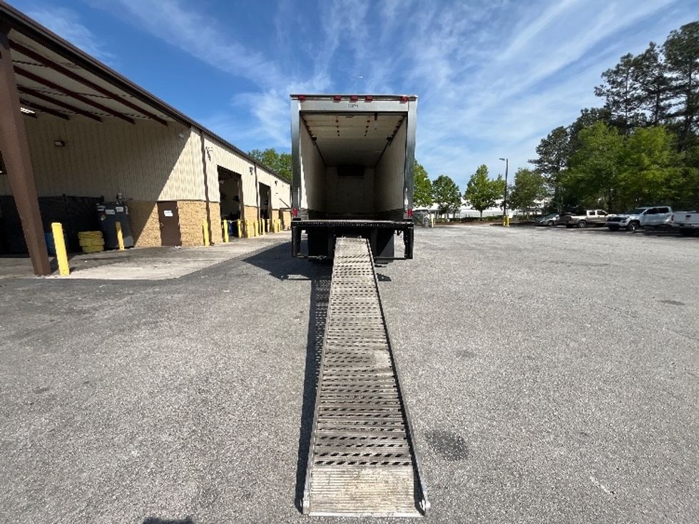 Refrigerated Truck-Light and Medium Duty Trucks-Freightliner-2020-M211264S-Forest Park-GA-520,537\n\t\tmiles-$ 88,500 - Image 9