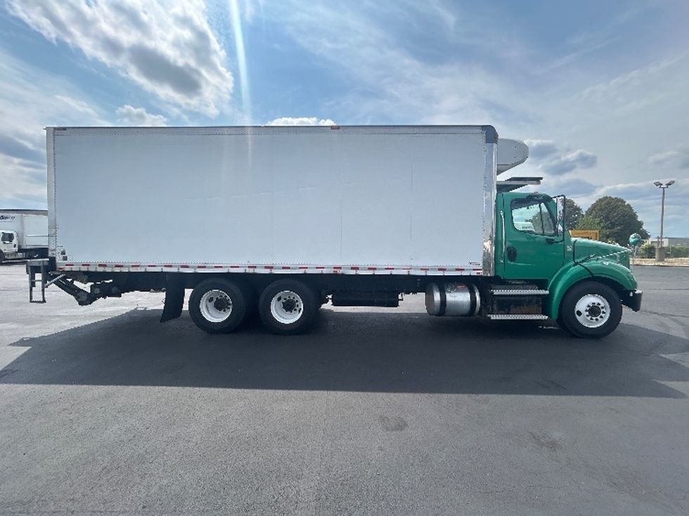 Refrigerated Truck-Light and Medium Duty Trucks-Freightliner-2020-M211264S-Indianapolis-IN-416,851\n\t\tmiles-$ 82,750 - Image 15
