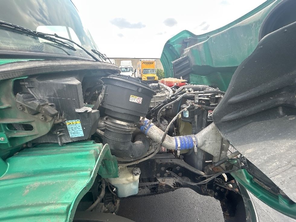 Refrigerated Truck-Light and Medium Duty Trucks-Freightliner-2020-M211264S-Indianapolis-IN-416,851\n\t\tmiles-$ 82,750 - Image 23