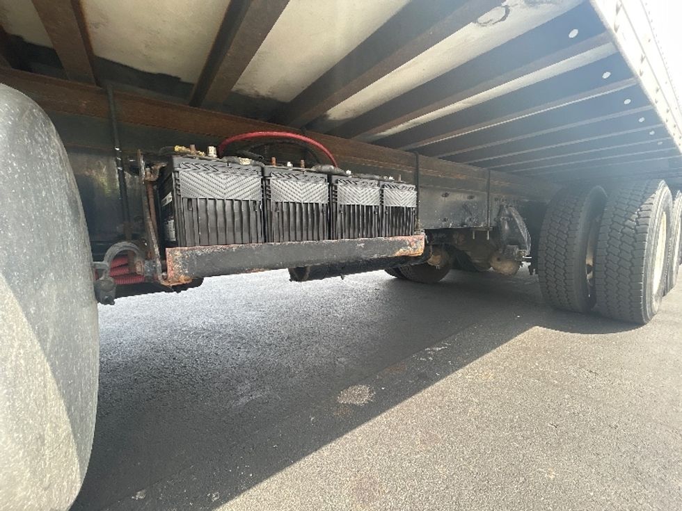 Refrigerated Truck-Light and Medium Duty Trucks-Freightliner-2020-M211264S-Indianapolis-IN-416,851\n\t\tmiles-$ 82,750 - Image 5