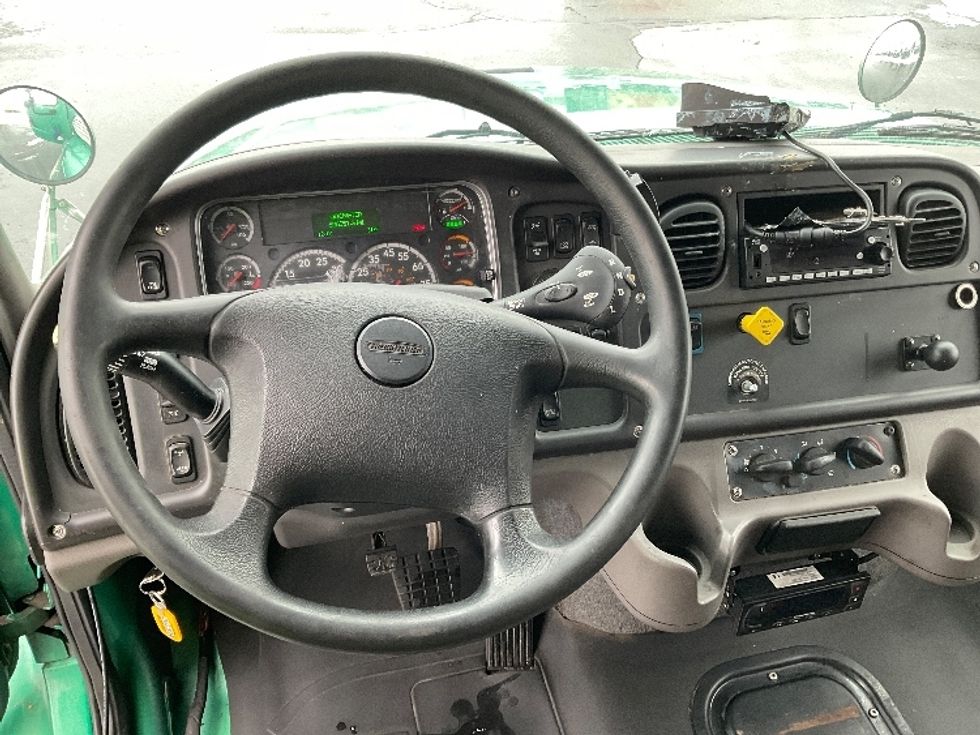 Refrigerated Truck-Light and Medium Duty Trucks-Freightliner-2020-M211264S-Indianapolis-IN-506,342\n\t\tmiles-$ 81,500 - Image 18