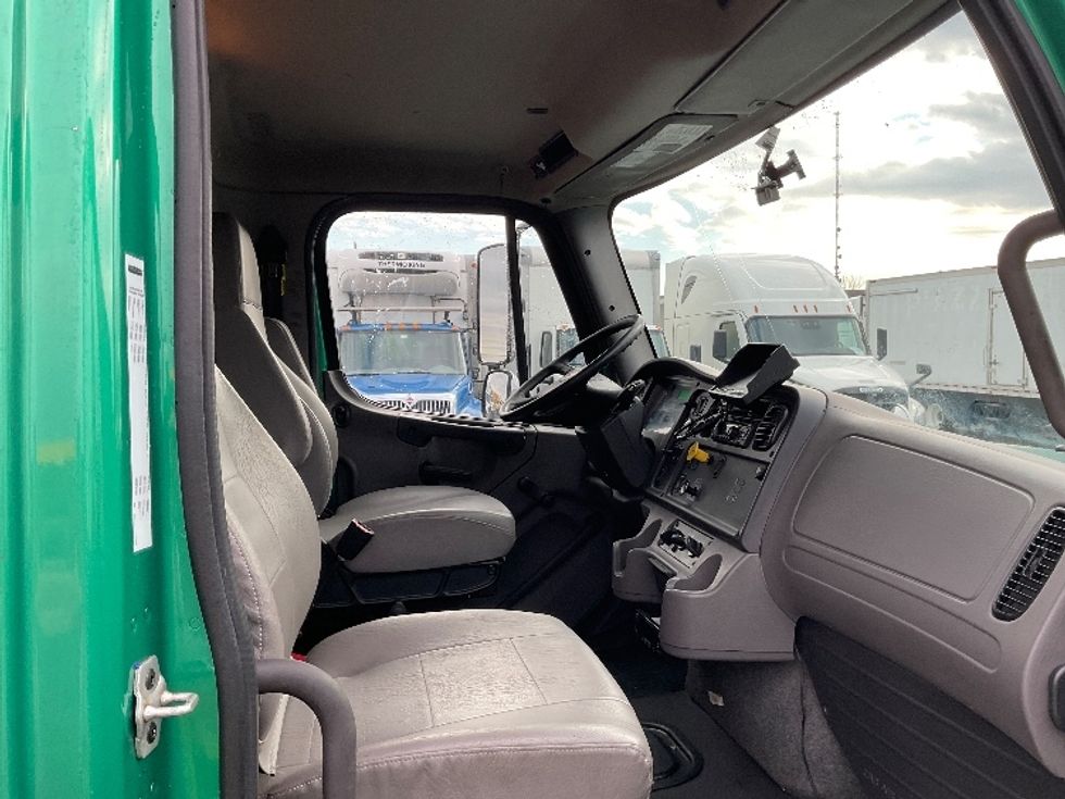 Refrigerated Truck-Light and Medium Duty Trucks-Freightliner-2020-M211264S-Indianapolis-IN-591,876\n\t\tmiles-$ 80,750 - Image 22
