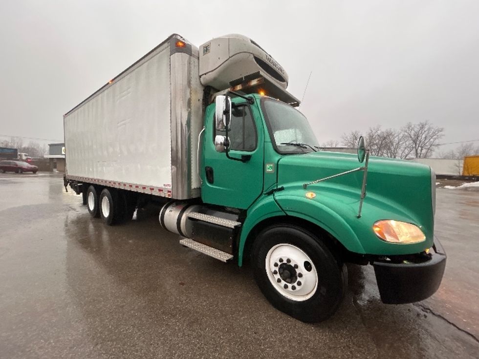Refrigerated Truck-Light and Medium Duty Trucks-Freightliner-2020-M211264S-Lansing-MI-592,138\n\t\tmiles-$ 79,250 - Image 1