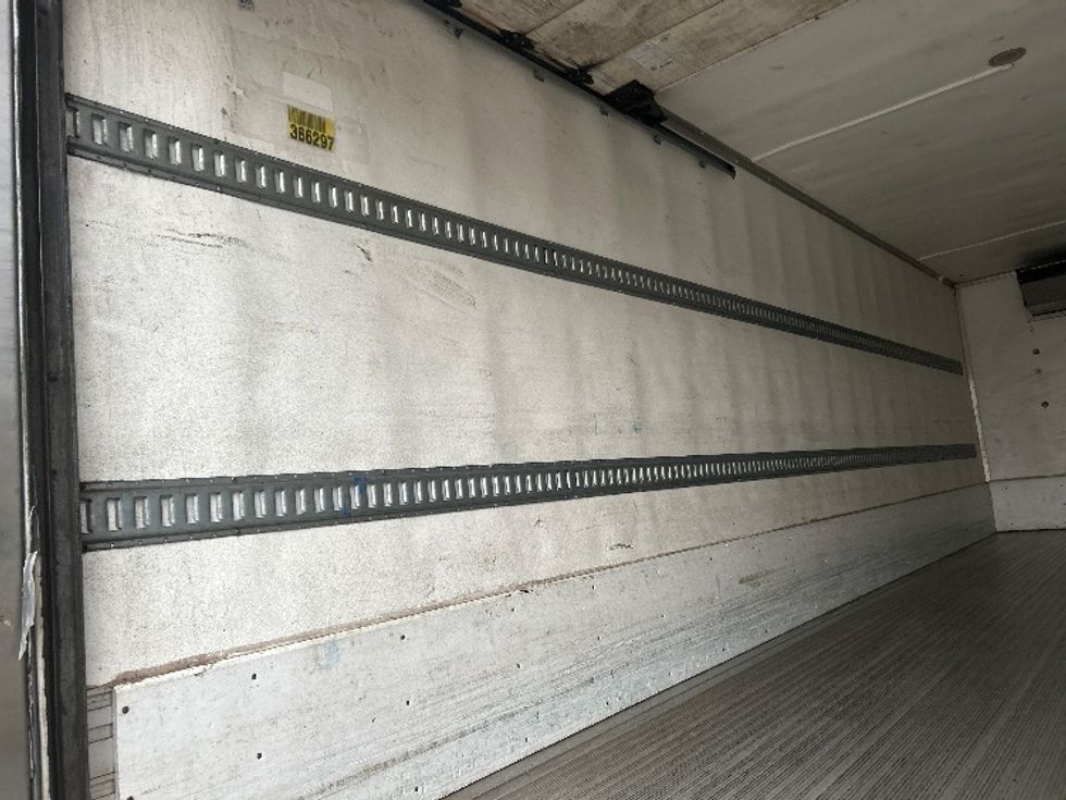 Refrigerated Truck-Light and Medium Duty Trucks-Freightliner-2020-M211264S-Lansing-MI-592,138\n\t\tmiles-$ 79,250 - Image 11