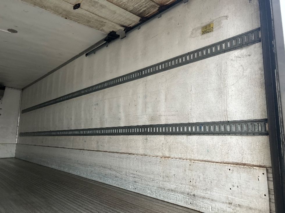 Refrigerated Truck-Light and Medium Duty Trucks-Freightliner-2020-M211264S-Lansing-MI-592,138\n\t\tmiles-$ 79,250 - Image 12