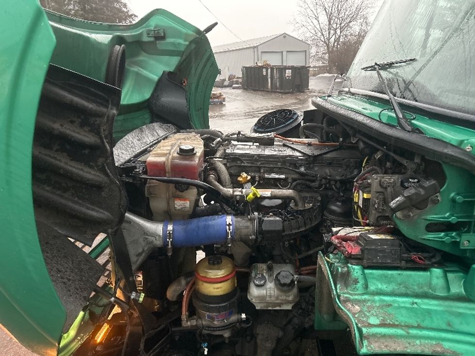 Refrigerated Truck-Light and Medium Duty Trucks-Freightliner-2020-M211264S-Lansing-MI-592,138\n\t\tmiles-$ 79,250 - Image 24