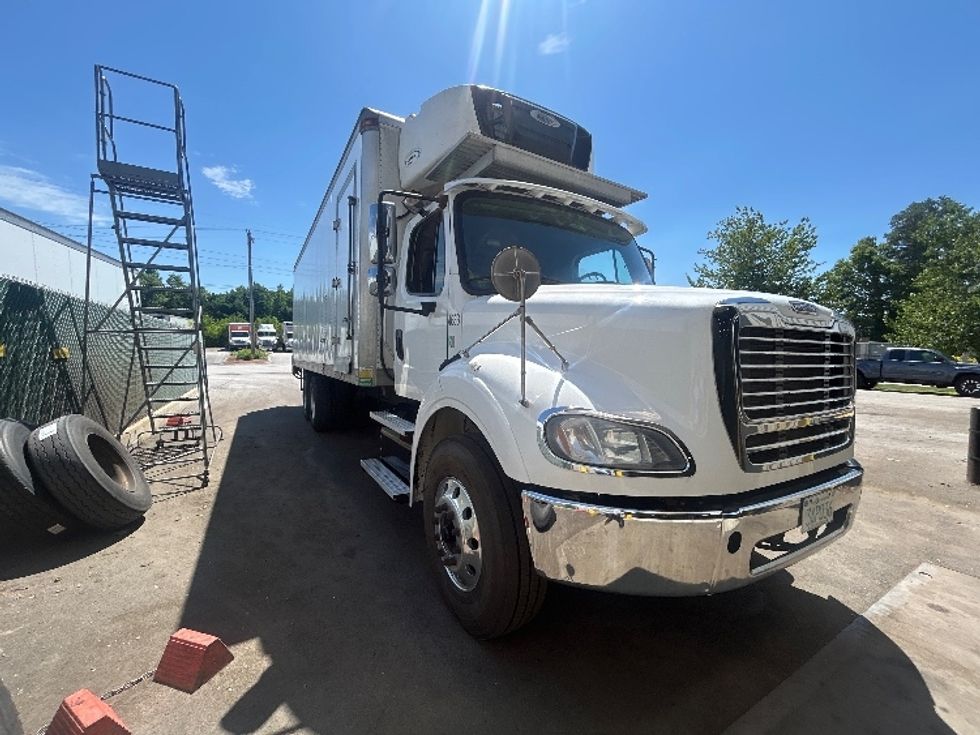 Refrigerated Truck-Light and Medium Duty Trucks-Freightliner-2020-M211264S-Londonderry-NH-455,811\n\t\tmiles-$ 83,500 - Image 1