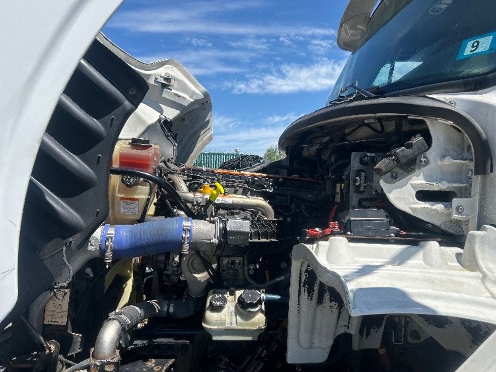 Refrigerated Truck-Light and Medium Duty Trucks-Freightliner-2020-M211264S-Londonderry-NH-455,811\n\t\tmiles-$ 83,500 - Image 24