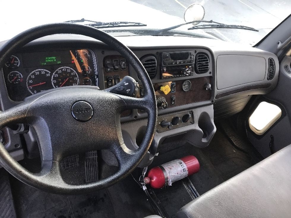 Refrigerated Truck-Light and Medium Duty Trucks-Freightliner-2020-M211264S-Morristown-TN-30,563\n\t\tmiles-$ 108,750 - Image 17