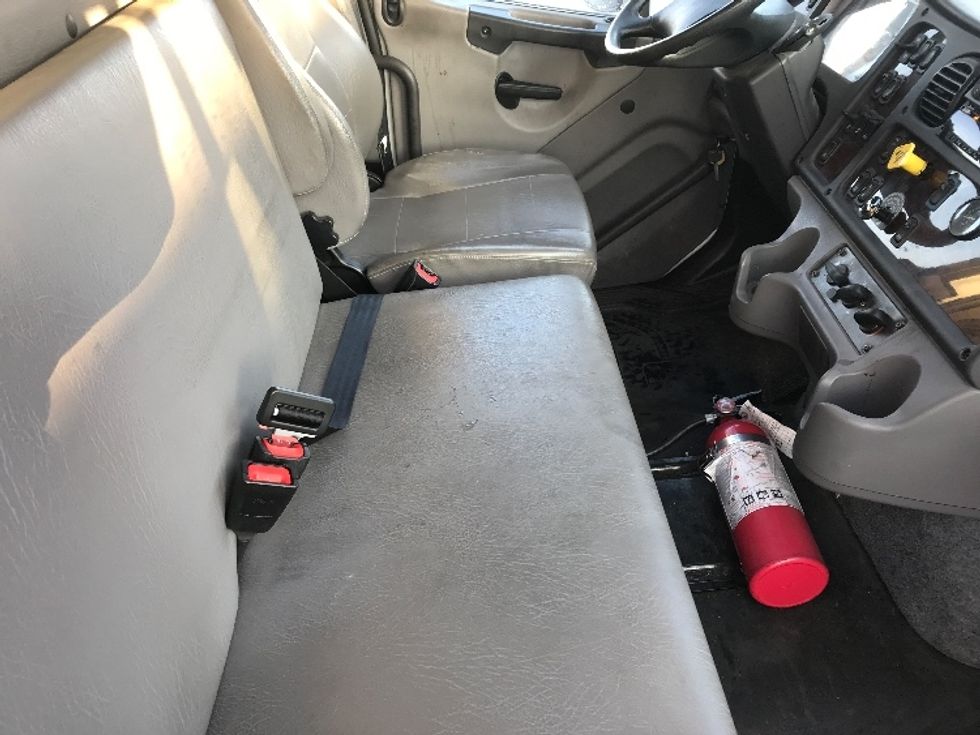 Refrigerated Truck-Light and Medium Duty Trucks-Freightliner-2020-M211264S-Morristown-TN-30,563\n\t\tmiles-$ 108,750 - Image 21