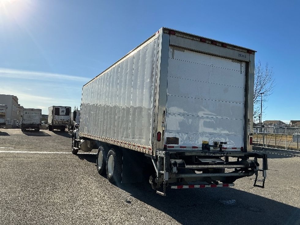 Refrigerated Truck-Light and Medium Duty Trucks-Freightliner-2020-M211264S-Rocky View County-AB-608,999\n\t\tkm-$ 123,250 - Image 14