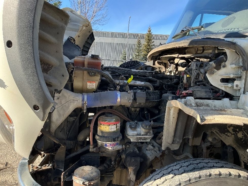 Refrigerated Truck-Light and Medium Duty Trucks-Freightliner-2020-M211264S-Rocky View County-AB-608,999\n\t\tkm-$ 123,250 - Image 24