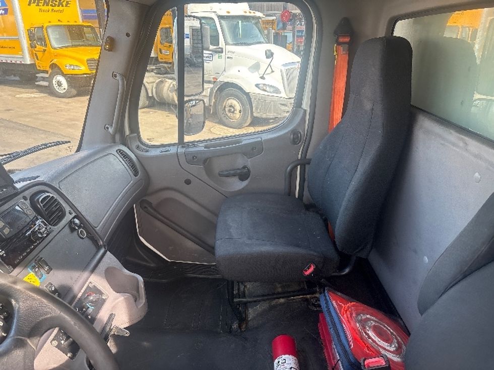 Refrigerated Truck-Light and Medium Duty Trucks-Freightliner-2020-M211264S-Sturtevant-WI-278,108\n\t\tmiles-$ 94,250 - Image 19