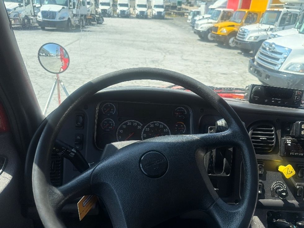 Refrigerated Truck-Light and Medium Duty Trucks-Freightliner-2021-M2-Atlanta-GA-101,031\n\t\tmiles-$ 55,500 - Image 18