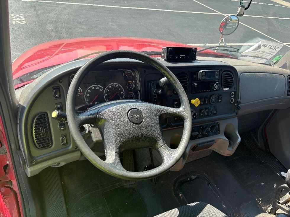 Refrigerated Truck-Light and Medium Duty Trucks-Freightliner-2021-M2-Atlanta-GA-98,849\n\t\tmiles-$ 55,750 - Image 16
