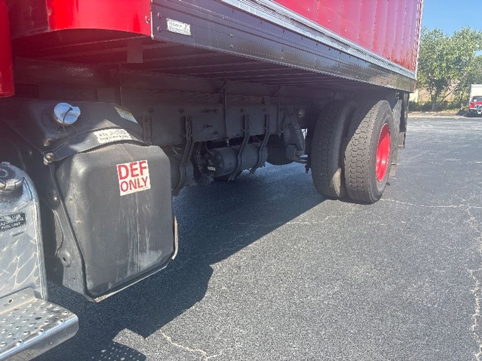Refrigerated Truck-Light and Medium Duty Trucks-Freightliner-2021-M2-Atlanta-GA-98,849\n\t\tmiles-$ 55,750 - Image 5