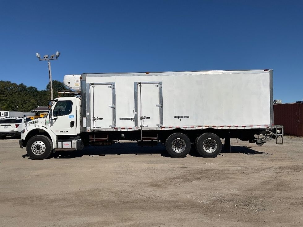 Refrigerated Truck-Light and Medium Duty Trucks-Freightliner-2021-M2-Braintree-MA-287,014\n\t\tmiles-$ 54,500 - Image 4