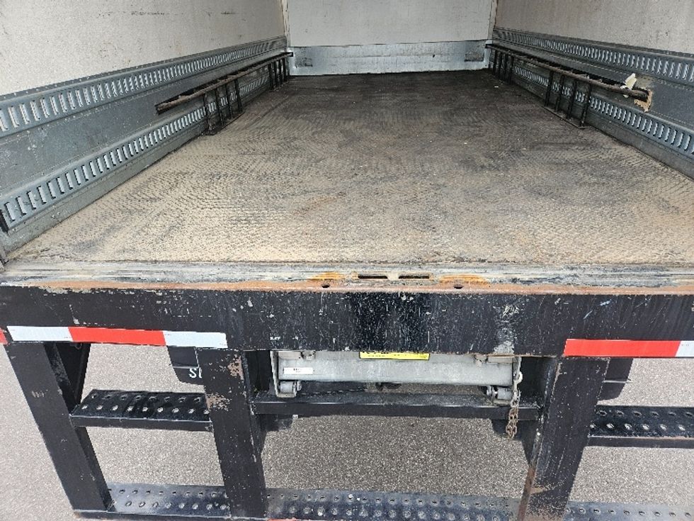 Refrigerated Truck-Light and Medium Duty Trucks-Freightliner-2021-M2-Brooklyn Park-MN-59,175\n\t\tmiles-$ 56,750 - Image 10