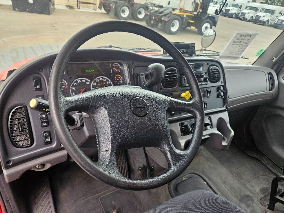 Refrigerated Truck-Light and Medium Duty Trucks-Freightliner-2021-M2-Brooklyn Park-MN-59,175\n\t\tmiles-$ 56,750 - Image 17