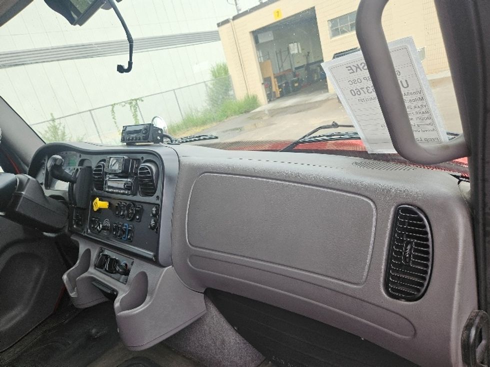 Refrigerated Truck-Light and Medium Duty Trucks-Freightliner-2021-M2-Brooklyn Park-MN-59,175\n\t\tmiles-$ 56,750 - Image 21
