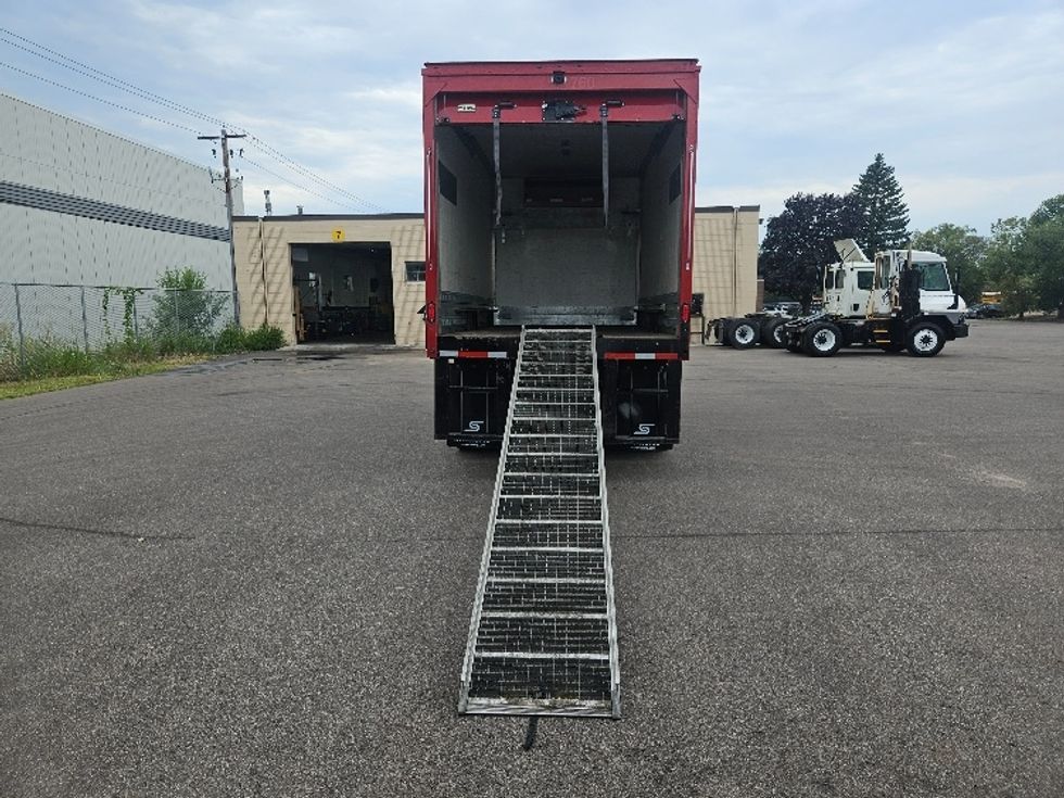 Refrigerated Truck-Light and Medium Duty Trucks-Freightliner-2021-M2-Brooklyn Park-MN-59,175\n\t\tmiles-$ 56,750 - Image 9