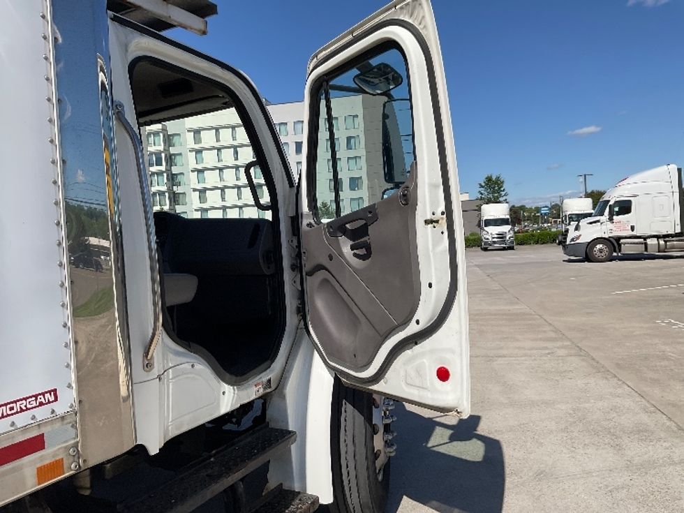 Refrigerated Truck-Light and Medium Duty Trucks-Freightliner-2021-M2-Cleveland-TN-470,140\n\t\tmiles-$ 24,000 - Image 20