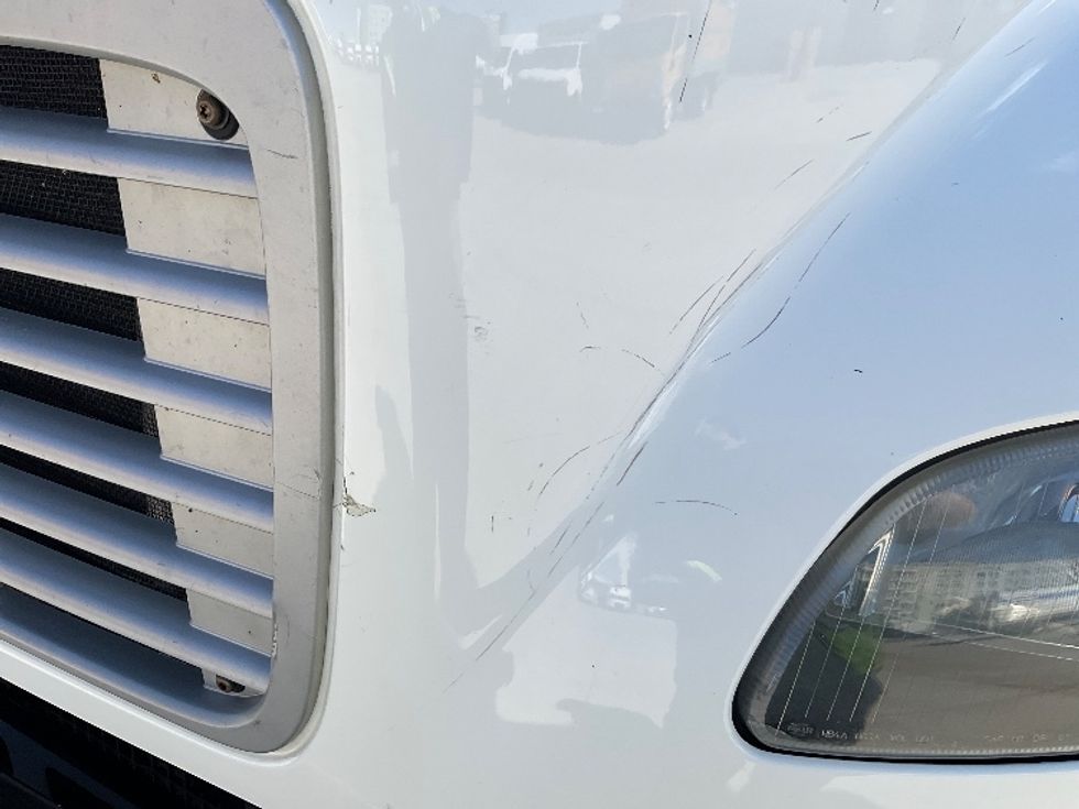 Refrigerated Truck-Light and Medium Duty Trucks-Freightliner-2021-M2-Cleveland-TN-470,140\n\t\tmiles-$ 24,000 - Image 25