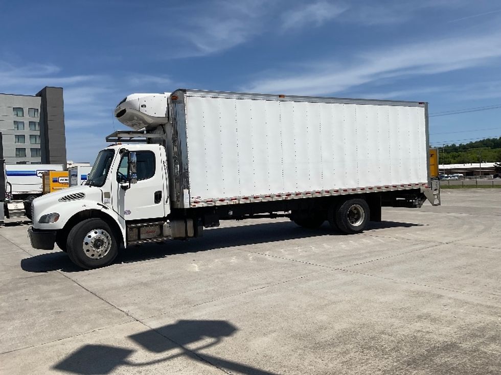 Refrigerated Truck-Light and Medium Duty Trucks-Freightliner-2021-M2-Cleveland-TN-470,140\n\t\tmiles-$ 24,000 - Image 4