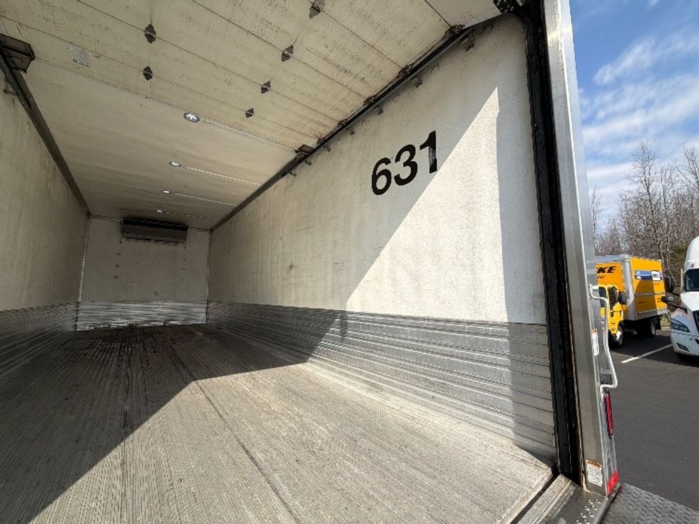 Refrigerated Truck-Light and Medium Duty Trucks-Freightliner-2021-M2-Cranbury-NJ-134,812\n\t\tmiles-$ 80,250 - Image 12