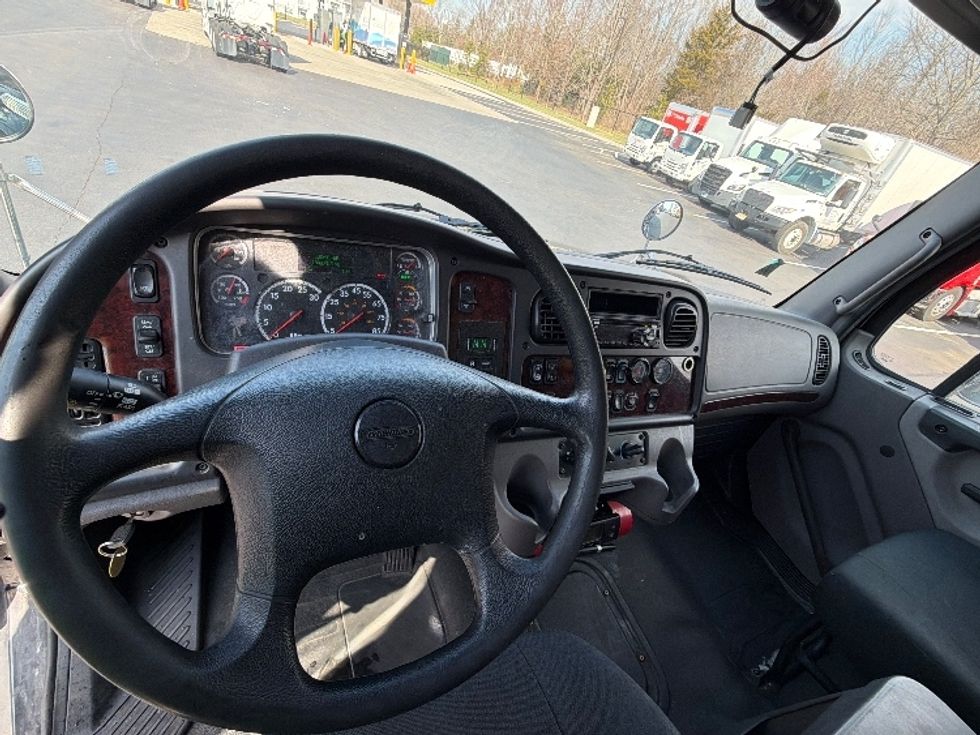 Refrigerated Truck-Light and Medium Duty Trucks-Freightliner-2021-M2-Cranbury-NJ-134,812\n\t\tmiles-$ 80,250 - Image 18