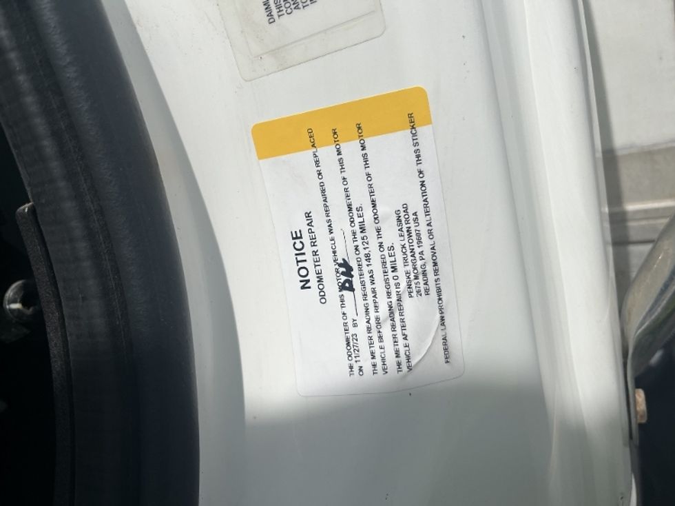 Refrigerated Truck-Light and Medium Duty Trucks-Freightliner-2021-M2-Denver-CO-253,510\n\t\tmiles-$ 45,250 - Image 25