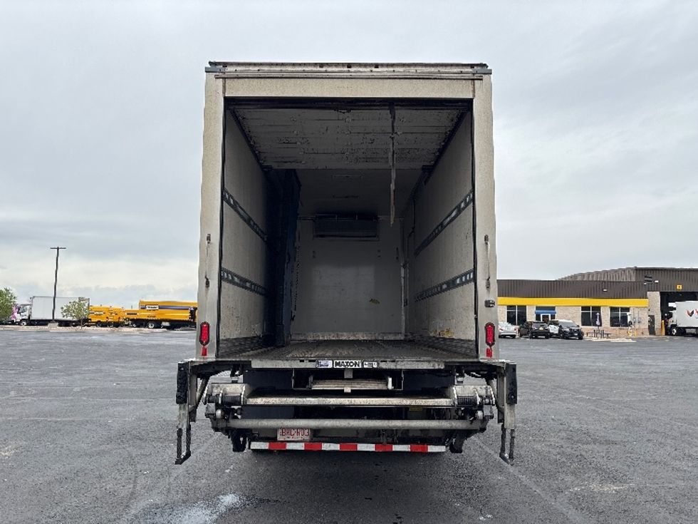 Refrigerated Truck-Light and Medium Duty Trucks-Freightliner-2021-M2-Denver-CO-253,510\n\t\tmiles-$ 45,250 - Image 8