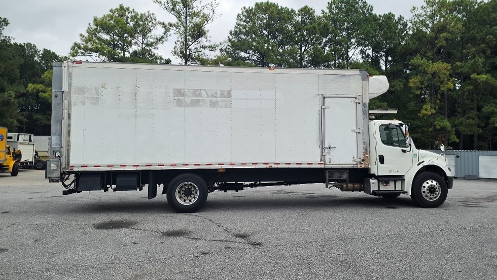 Refrigerated Truck-Light and Medium Duty Trucks-Freightliner-2021-M2-Duluth-GA-234,743\n\t\tmiles-$ 46,500 - Image 15