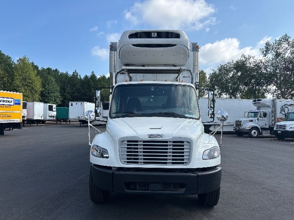 Refrigerated Truck-Light and Medium Duty Trucks-Freightliner-2021-M2-Duluth-GA-234,743\n\t\tmiles-$ 46,500 - Image 2