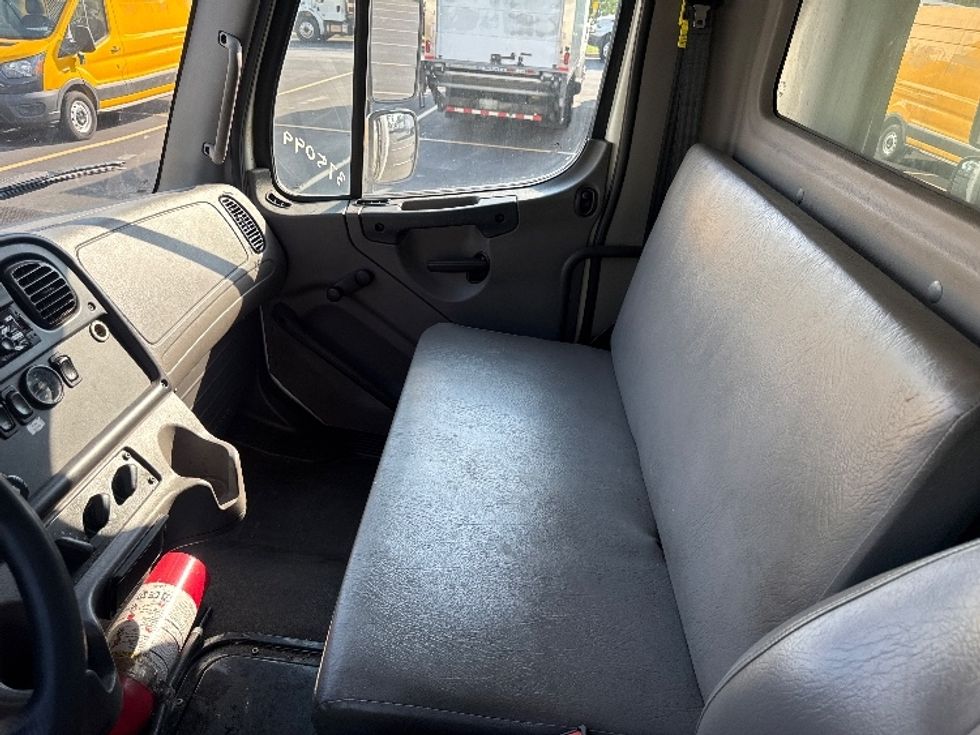 Refrigerated Truck-Light and Medium Duty Trucks-Freightliner-2021-M2-Eden-MD-239,071\n\t\tmiles-$ 65,250 - Image 19