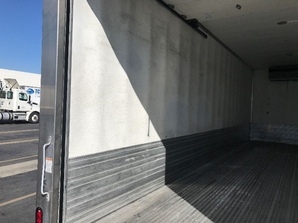 Refrigerated Truck-Light and Medium Duty Trucks-Freightliner-2021-M2-Fontana-CA-137,790\n\t\tmiles-$ 75,000 - Image 11