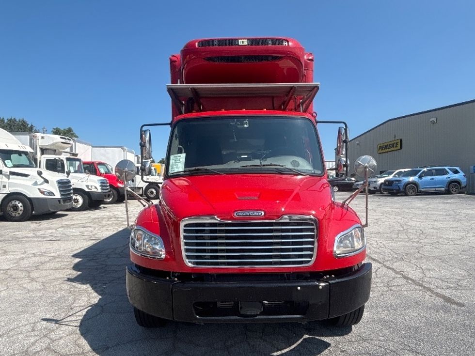 Refrigerated Truck-Light and Medium Duty Trucks-Freightliner-2021-M2-Forest Park-GA-123,501\n\t\tmiles-$ 53,000 - Image 31