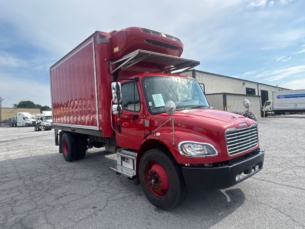 Refrigerated Truck-Light and Medium Duty Trucks-Freightliner-2021-M2-Forest Park-GA-166,946\n\t\tmiles-$ 47,000 - Image 1