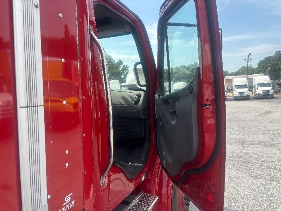 Refrigerated Truck-Light and Medium Duty Trucks-Freightliner-2021-M2-Forest Park-GA-166,946\n\t\tmiles-$ 47,000 - Image 19