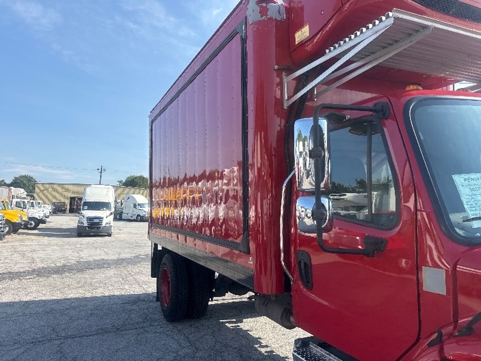 Refrigerated Truck-Light and Medium Duty Trucks-Freightliner-2021-M2-Forest Park-GA-38,415\n\t\tmiles-$ 61,250 - Image 25