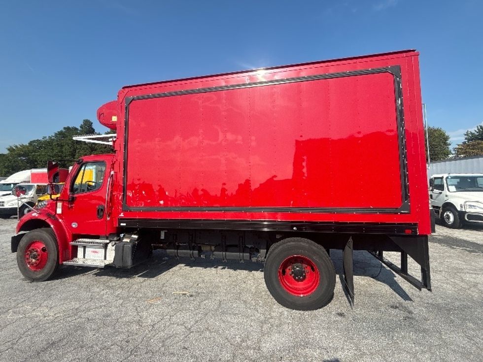 Refrigerated Truck-Light and Medium Duty Trucks-Freightliner-2021-M2-Forest Park-GA-38,415\n\t\tmiles-$ 61,250 - Image 29