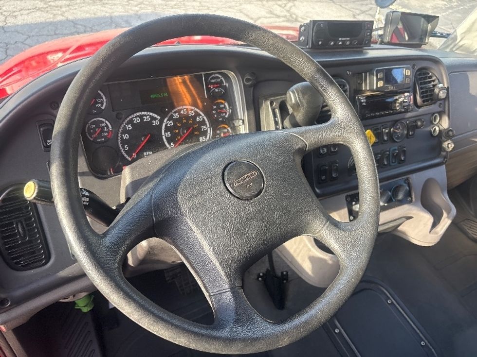 Refrigerated Truck-Light and Medium Duty Trucks-Freightliner-2021-M2-Forest Park-GA-50,848\n\t\tmiles-$ 60,250 - Image 18