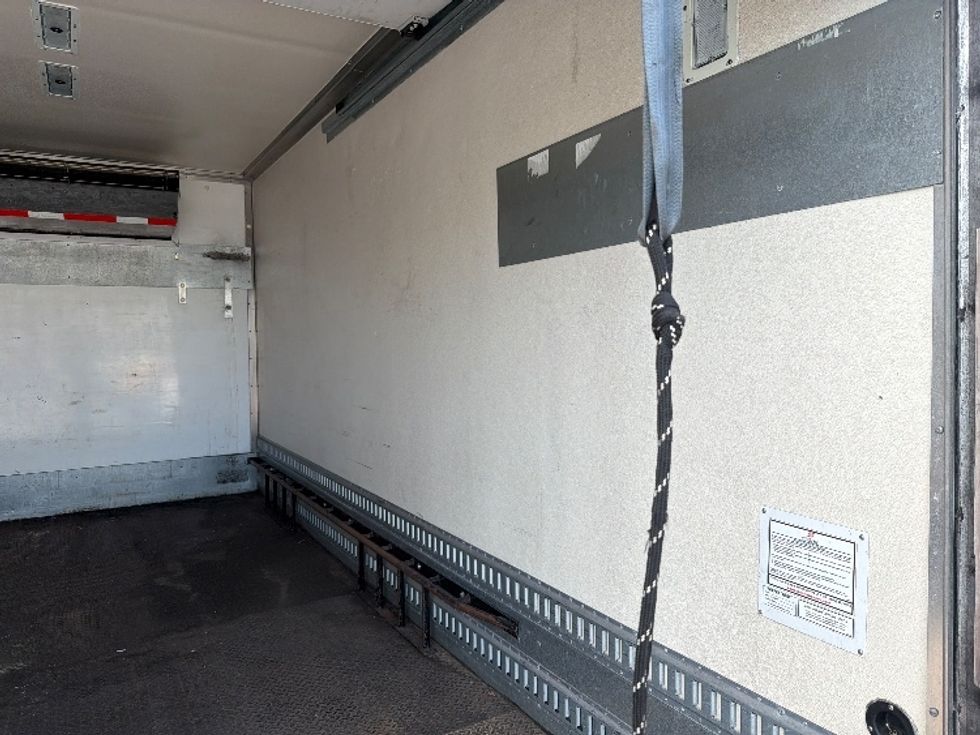 Refrigerated Truck-Light and Medium Duty Trucks-Freightliner-2021-M2-Forest Park-GA-80,900\n\t\tmiles-$ 57,500 - Image 11