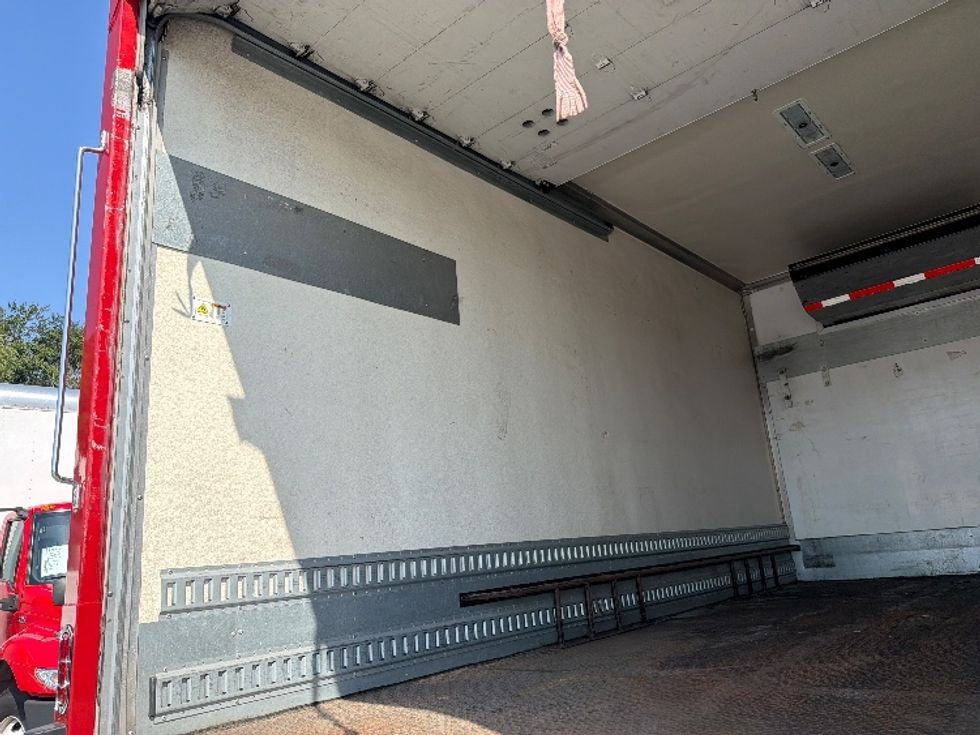 Refrigerated Truck-Light and Medium Duty Trucks-Freightliner-2021-M2-Forest Park-GA-83,023\n\t\tmiles-$ 57,250 - Image 11