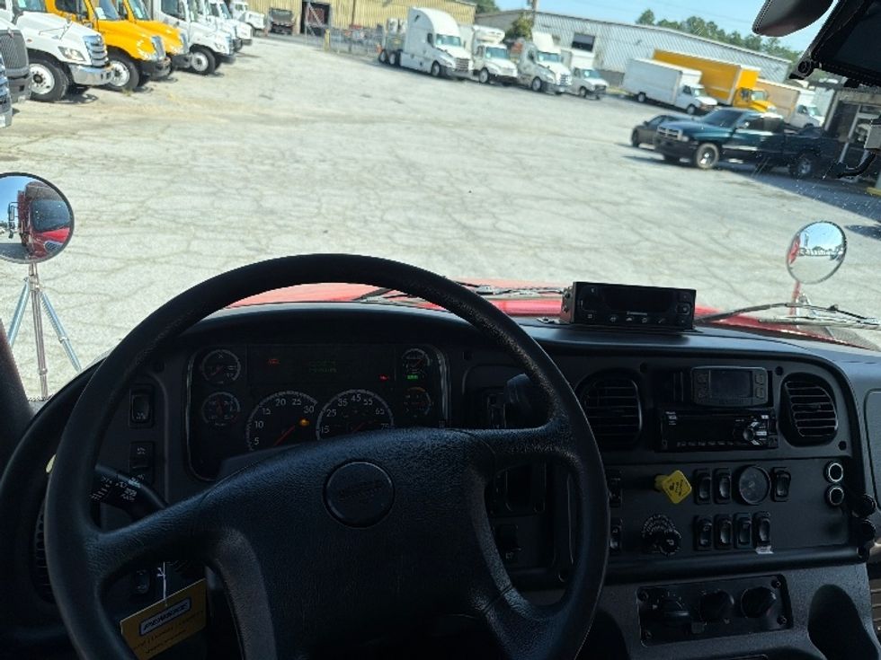 Refrigerated Truck-Light and Medium Duty Trucks-Freightliner-2021-M2-Forest Park-GA-83,023\n\t\tmiles-$ 57,250 - Image 17