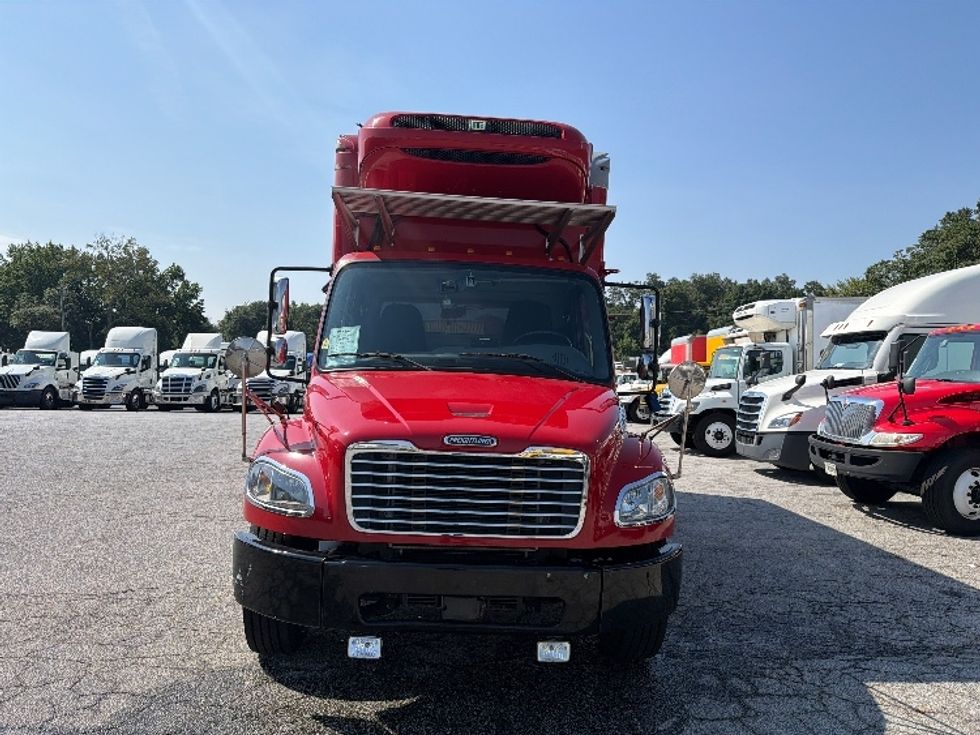 Refrigerated Truck-Light and Medium Duty Trucks-Freightliner-2021-M2-Forest Park-GA-83,023\n\t\tmiles-$ 57,250 - Image 2