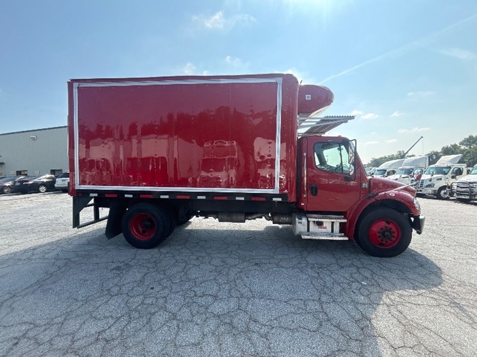 Refrigerated Truck-Light and Medium Duty Trucks-Freightliner-2021-M2-Forest Park-GA-89,870\n\t\tmiles-$ 56,750 - Image 15