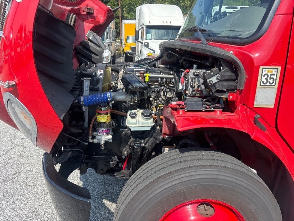 Refrigerated Truck-Light and Medium Duty Trucks-Freightliner-2021-M2-Forest Park-GA-89,870\n\t\tmiles-$ 56,750 - Image 24